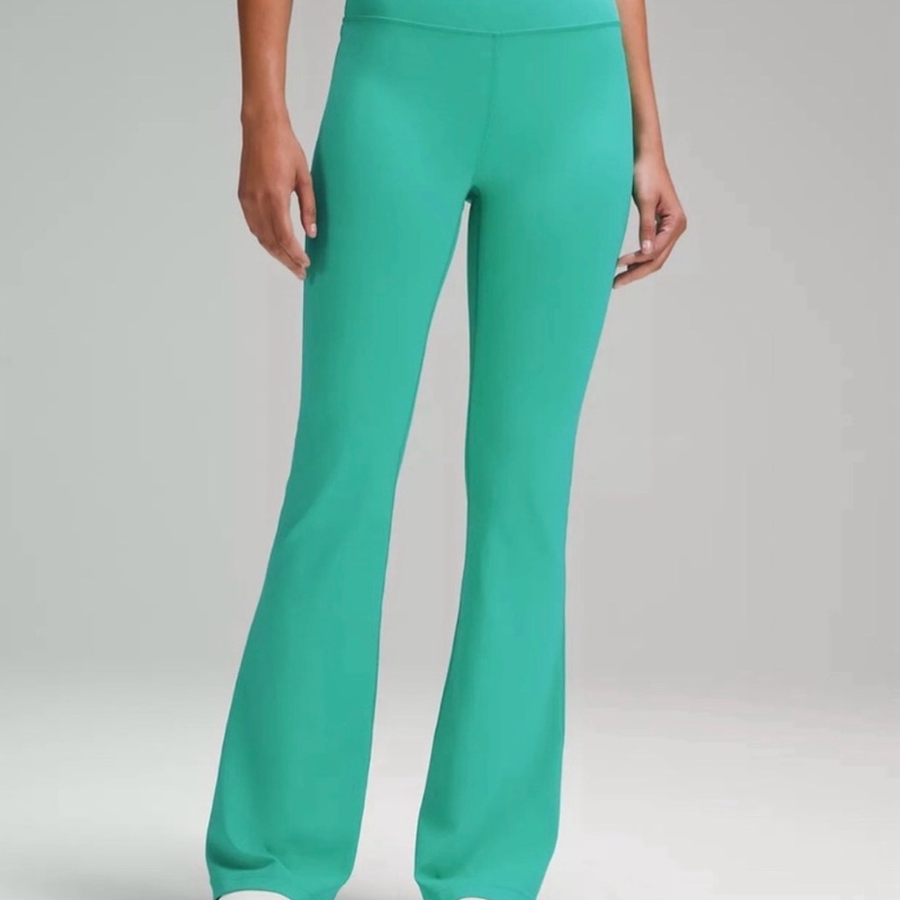 Lululemon Groove SHR Flare Pant Kelly Green Size 0 | Super High-Rise | NWT - Picture 2 of 8